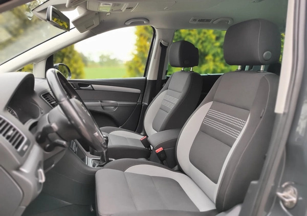 Volkswagen Sharan cena 47900 przebieg: 196100, rok produkcji 2014 z Dolsk małe 232